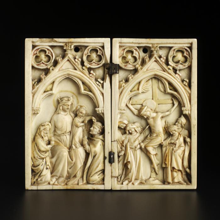 Ivory Diptych with the Virgin and Child and the Crucifixion, c.1350