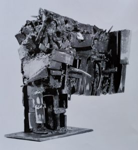 Gallery Catalogue photograph of César sculpture Habitation